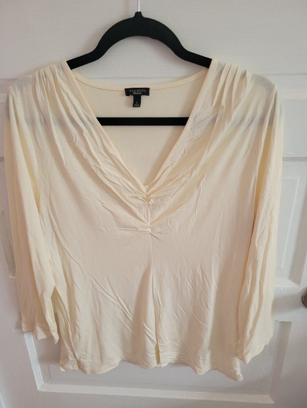 Talbots Cream V-Neck Long Sleeve Top